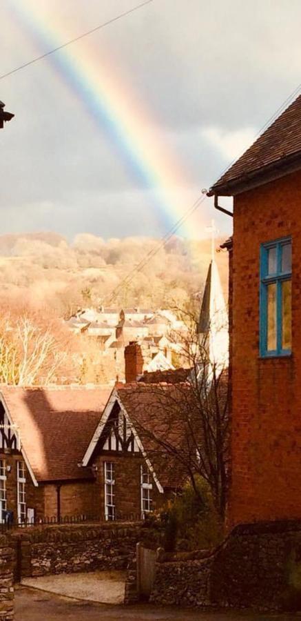 The Tenth House: Georgian Charm In Peak District * Wirksworth